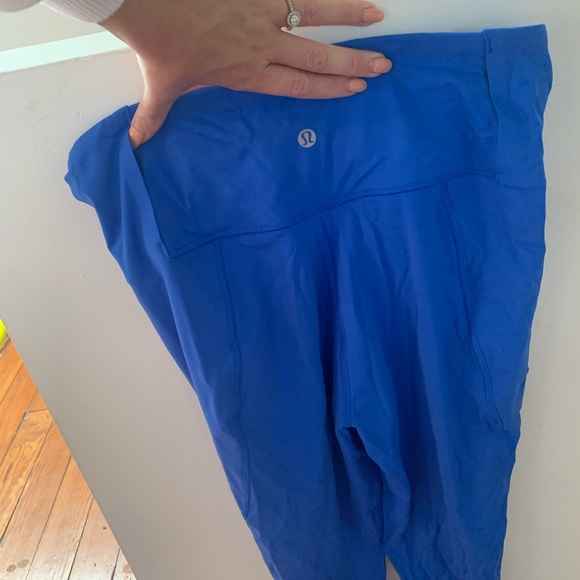 Lululemon Free to Speed High-Rise Leggings 25’ - Picture 5 of 7